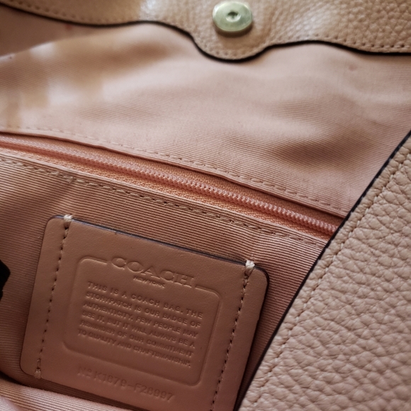 Coach purse - Picture 2 of 4